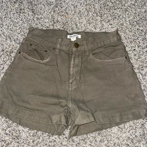Billabong shorts